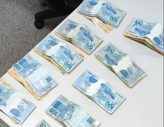 PM prende suspeito de furtar cofre de comércio e recupera mais de R$ 14,5 mil em Maetinga