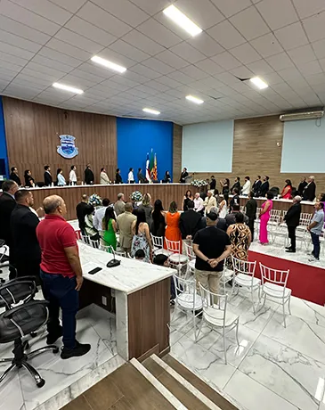 Câmara de Vereadores de Brumado realiza Sessão Solene para entrega de Títulos de Cidadão Brumadense e Medalhas de Honra