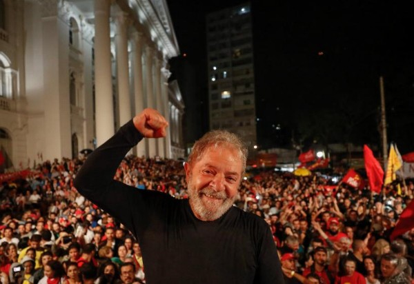 Datafolha: Lula lidera primeiro turno e ganha de todos no segundo