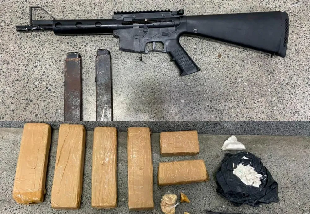 RONDESP Sudoeste apreende submetralhadora e drogas durante abordagem em Jequié