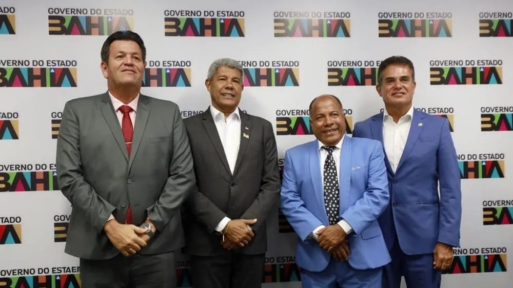 Governador recebe prefeito e vereador do União Brasil para tratar de investimentos e ouve promessa de apoio