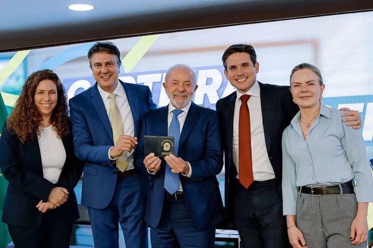 Lei que cria a Carteira Nacional Docente do Brasil é sancionada