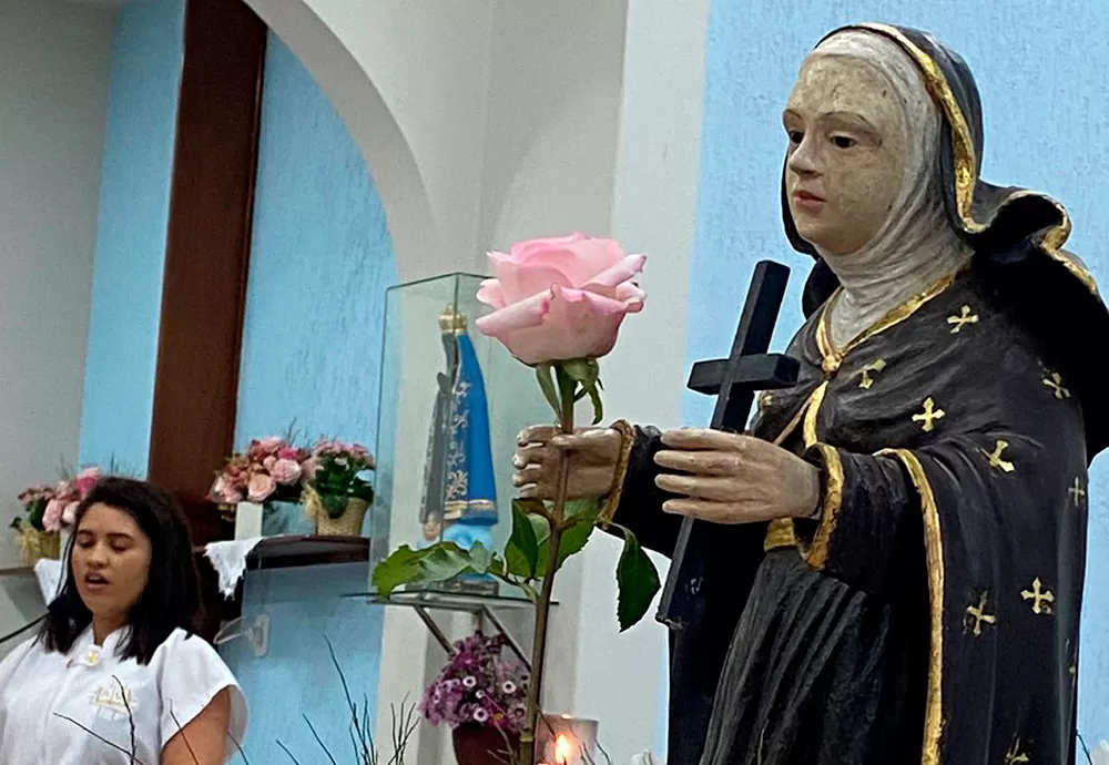 Guajerú: Paróquia Santa Rosa de Viterbo Celebrou a Festa da Padroeira Comemorando 141 Anos de História Desde 1882