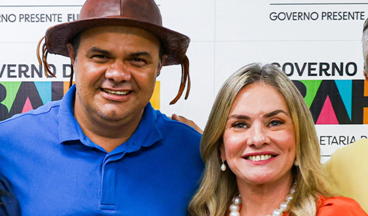 Ivana e Célio garantem obra de infraestrutura em Rio de Contas