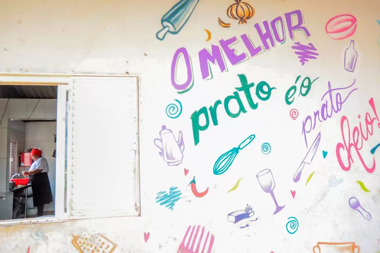 13 milhões de pessoas deixaram de passar fome no Brasil em 2023, indica estudo