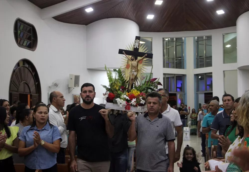 Malhada de Pedras inicia festa do Padroeiro Senhor Bom Jesus