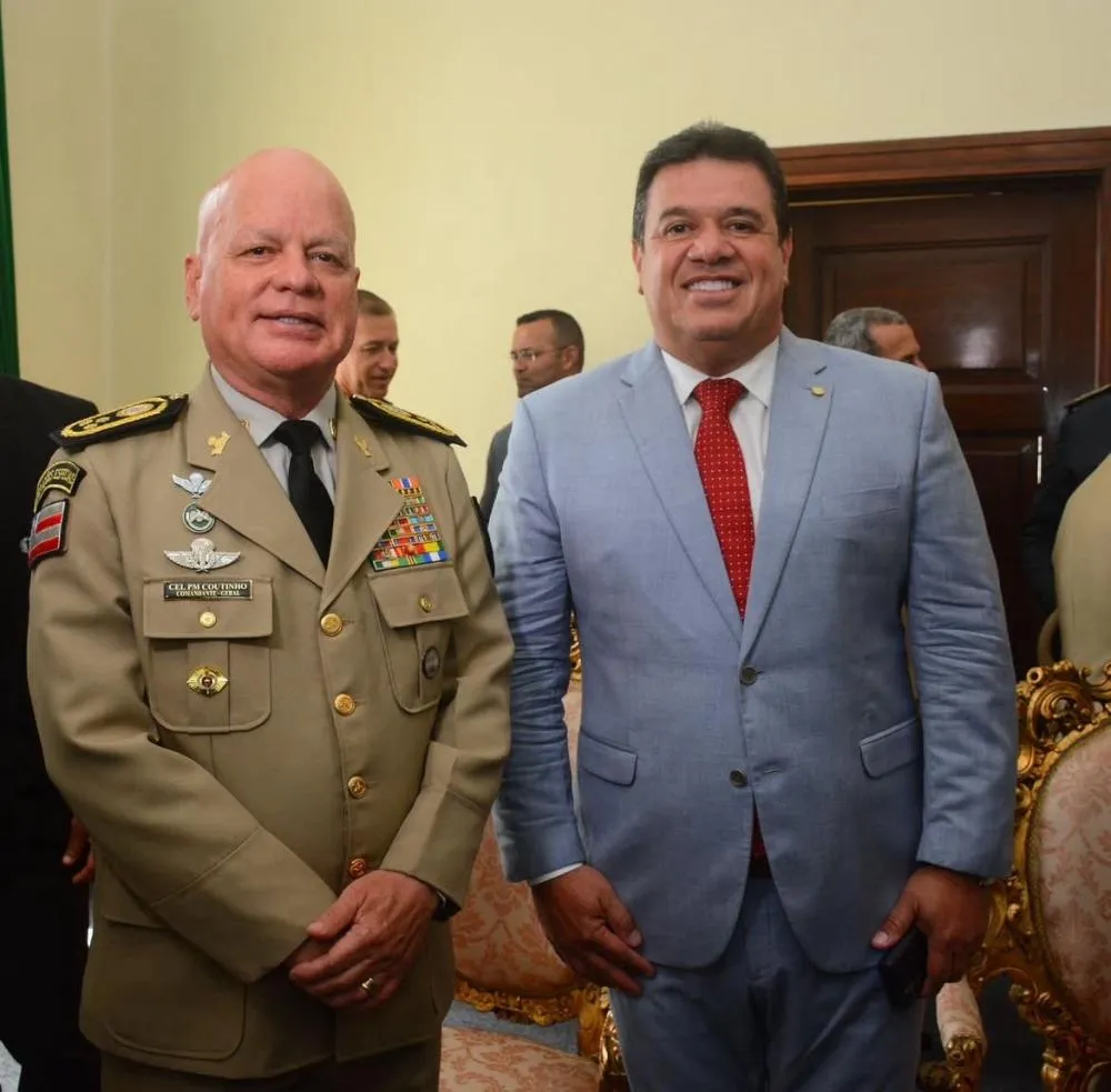 Deputado Marquinho Viana representa a ALBA na sessão solene dos 200 anos da Polícia Militar da Bahia