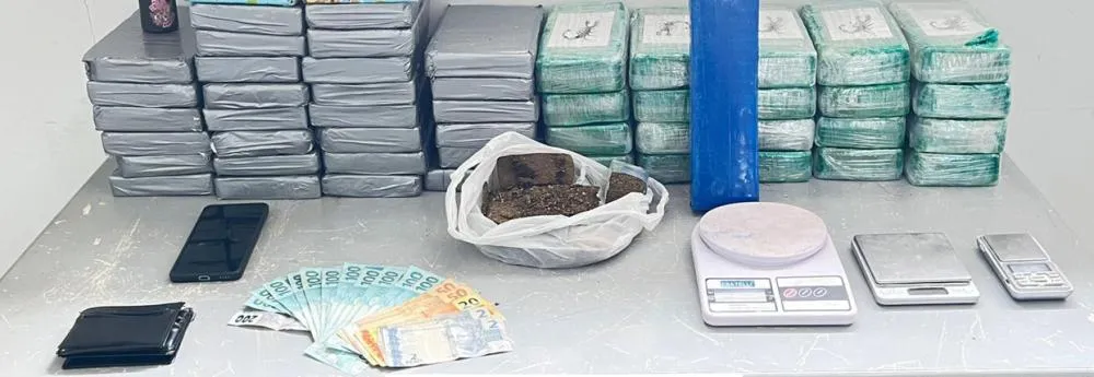 PM retira de circulação quase 54 kg de drogas em LEM