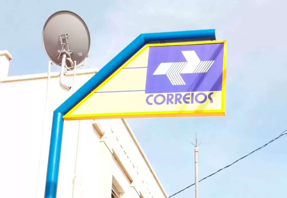 Correios atenderão a serviços da Caixa, como seguro-desemprego e FGTS