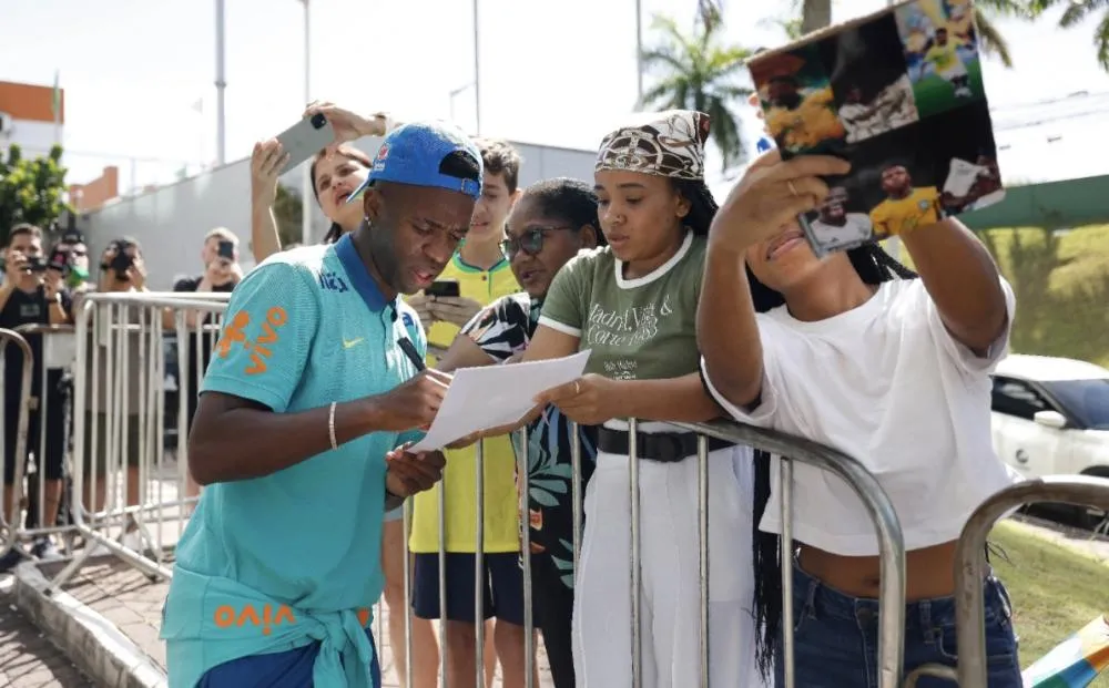 Seleção Brasileira convoca torcida baiana para partida com o Uruguai