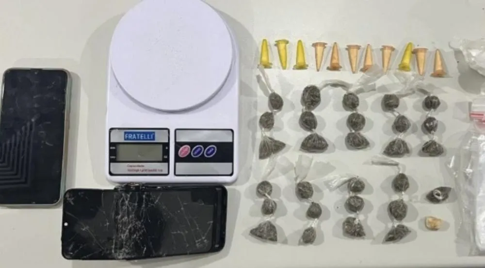 Polícia Militar prende trio por tráfico de drogas durante Operação AEGIS em Tremedal