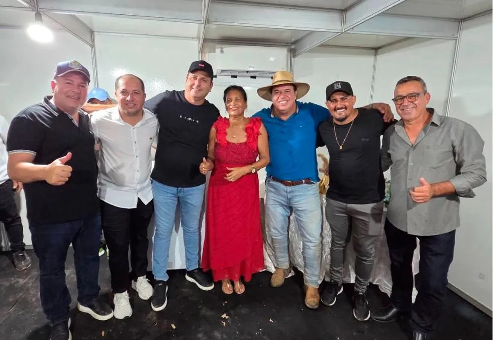 Marquinho Viana participa do aniversário de Anagé