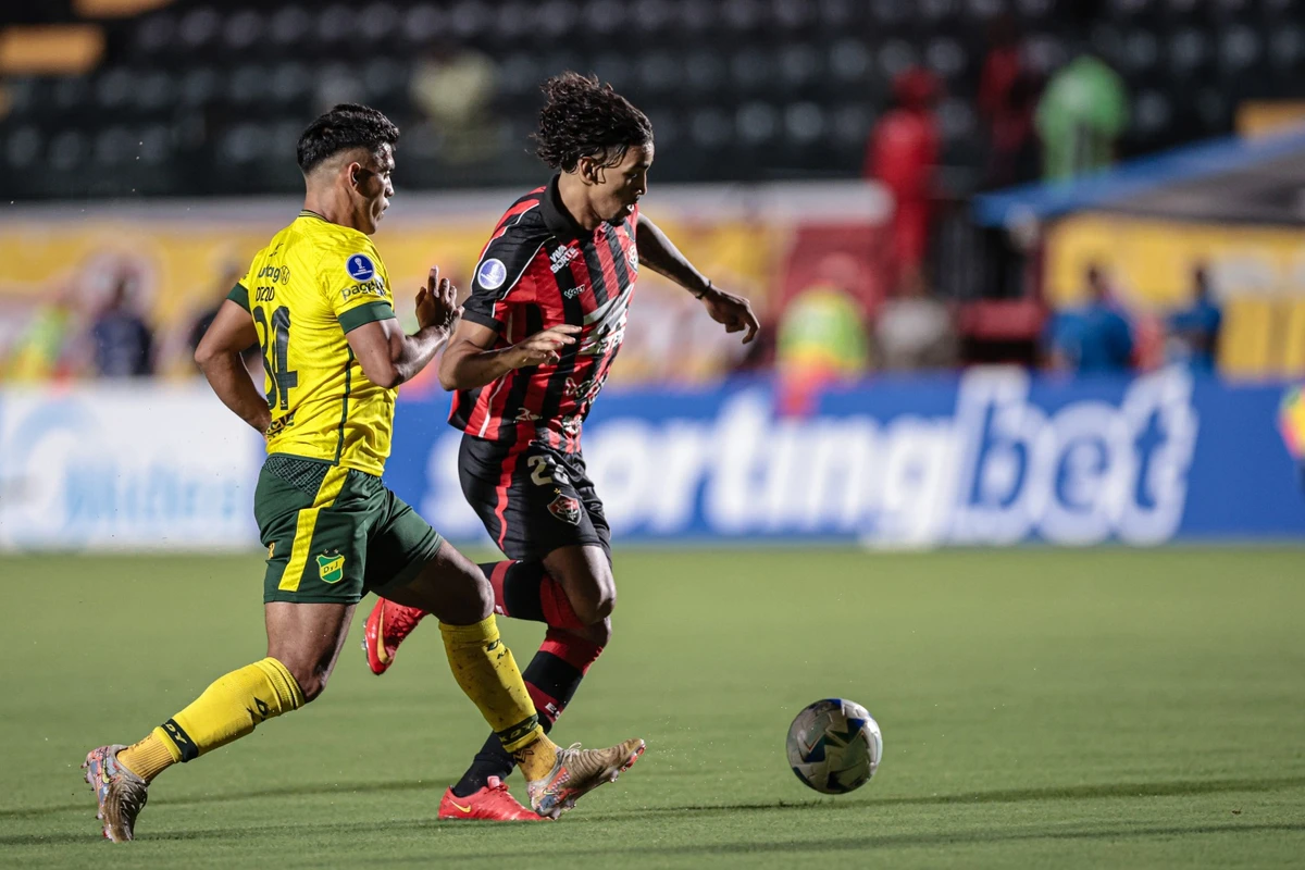 Vitória empata com Defensa y Justicia e segue sem vencer na Sul-Americana