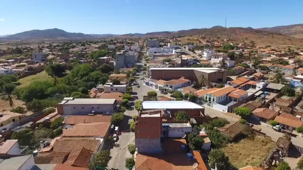 Liminar suspende pregão em Pindaí