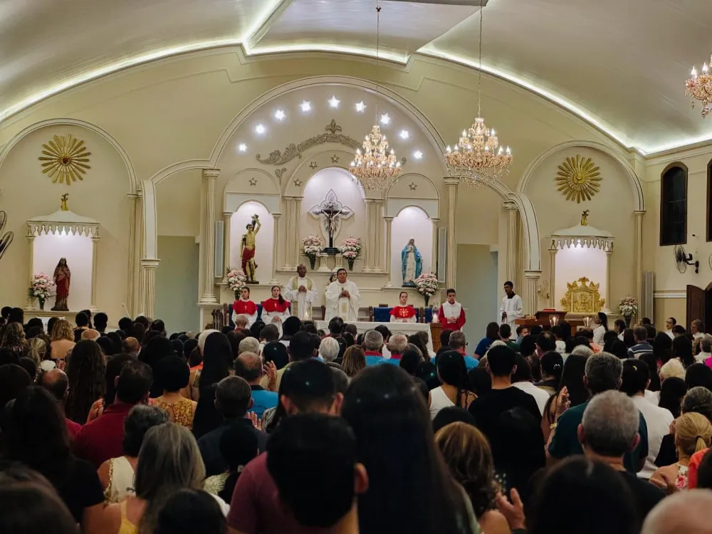 Festa do Padroeiro 2025: Paróquia Bom Jesus realiza 4ª Noite de Novena e se prepara para nova celebração nesta sexta-feira (1º)