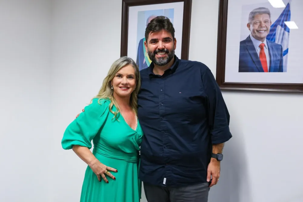 Ivana Bastos assegura novos investimentos para Pindaí, Igaporã e Ibitiara