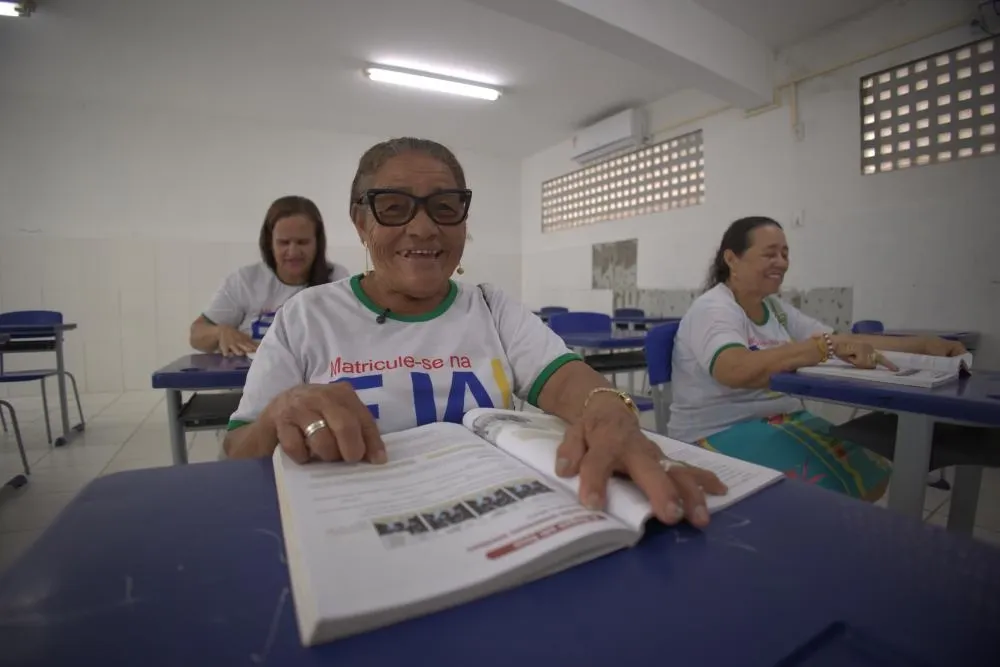 Brumado amplia a Educação de Jovens e Adultos com novas turmas, incentivo financeiro e cadastro no CadEJA