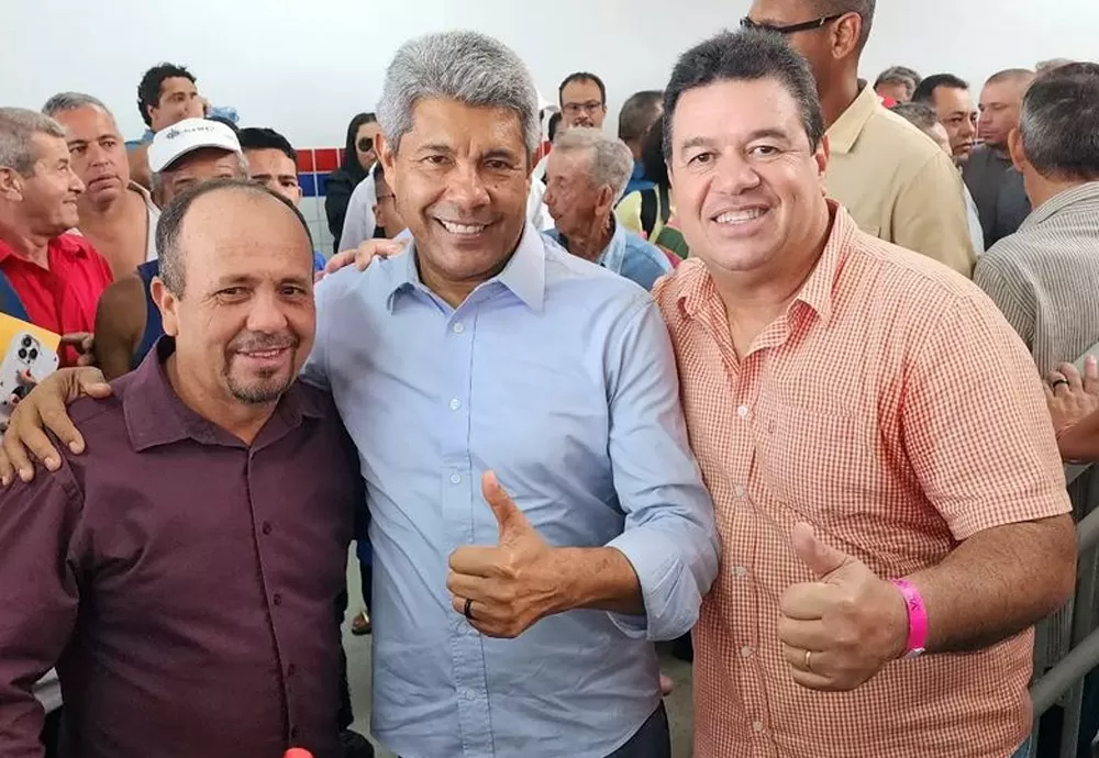 Deputado Marquinho Viana acompanha inauguração de colégio em Boninal com governador da Bahia