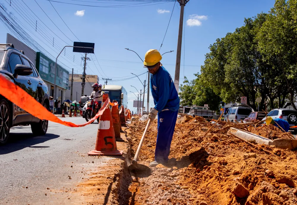Prefeitura de Brumado avança com requalificação da Avenida Centenário