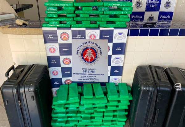 Brumado: 120 kg de maconha apreendidos estavam com Grávida de gêmeos e marido