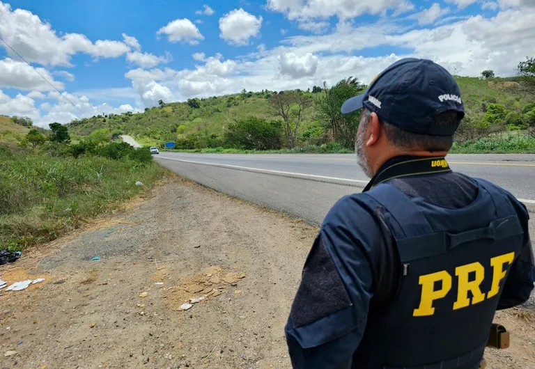 Corpus Christi 2026: PRF reforça fiscalização nas rodovias federais da Bahia para reduzir acidentes no feriado prolongado