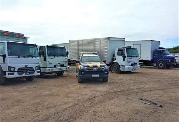 13 caminhões com sinais de adulteração são apreendidos em operação na Bahia