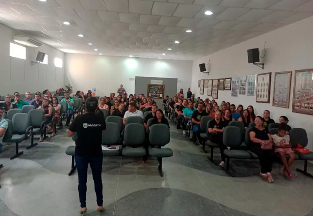 Professores da Rede Municipal de Aracatu entram em greve por reajuste salarial não cumprido