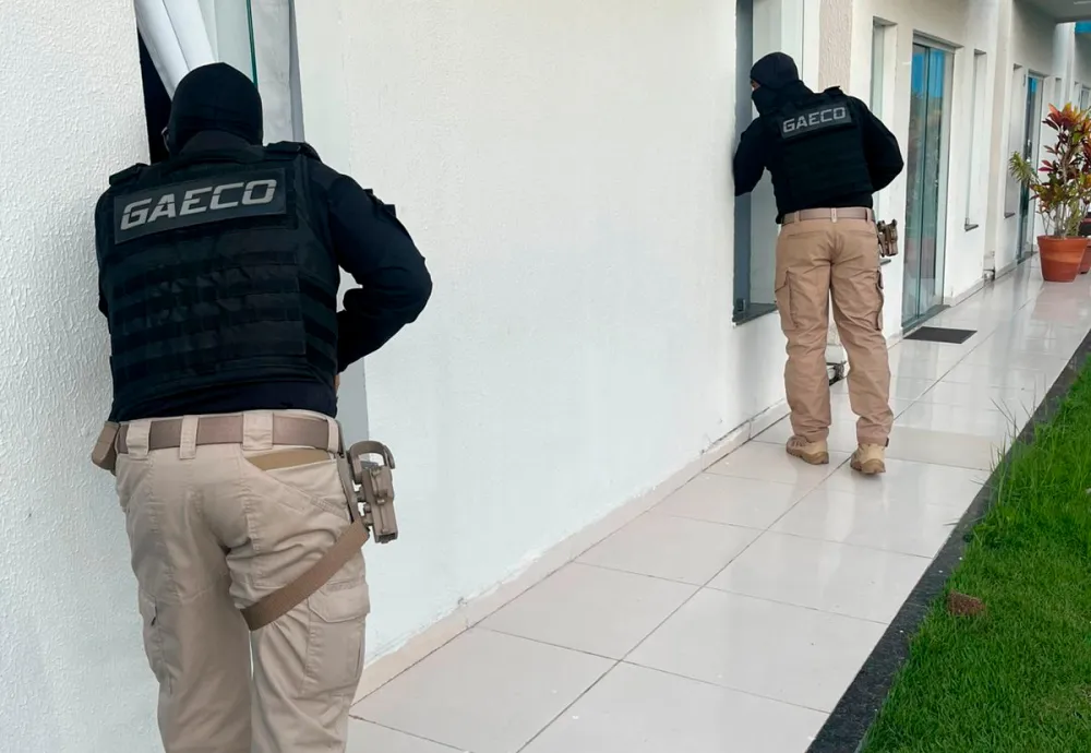 Ex-deputado federal é preso por envolvimento com fuga em massa de detentos em Eunápolis