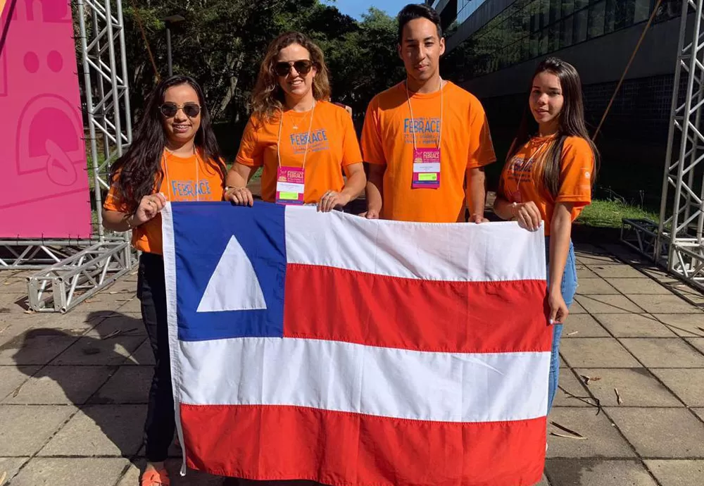 Estudantes da rede estadual de Caculé são premiados na 21ª edição da FEBRACE, em São Paulo