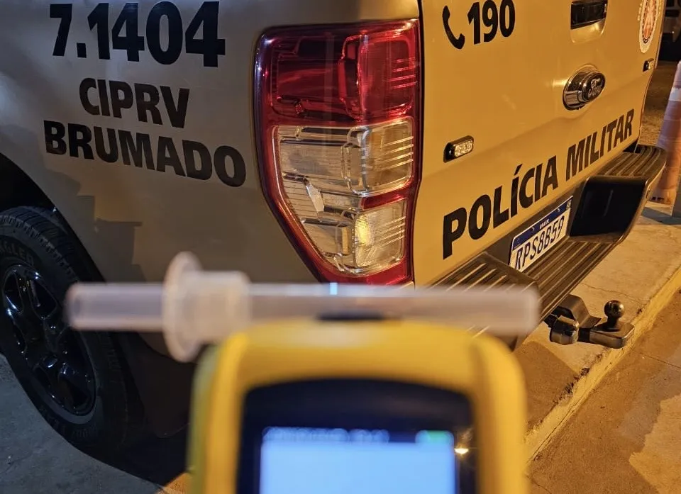 Motorista é autuado por recusar teste do bafômetro durante abordagem na BA-262 em Aracatu