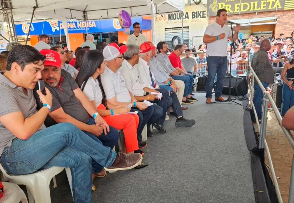 Marquinho Viana participa de entregas do Governo do Estado em Presidente Jânio Quadros