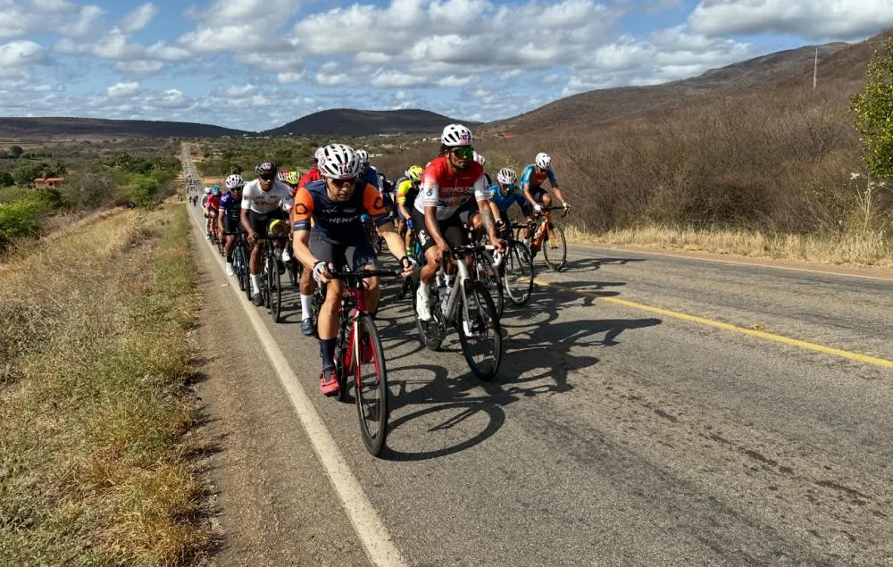 A 25ª Corrida Ecológica Brumado a Rio de Contas, realizada em 29 de setembro de 2024, foi um verdadeiro marco no ciclismo brasileiro