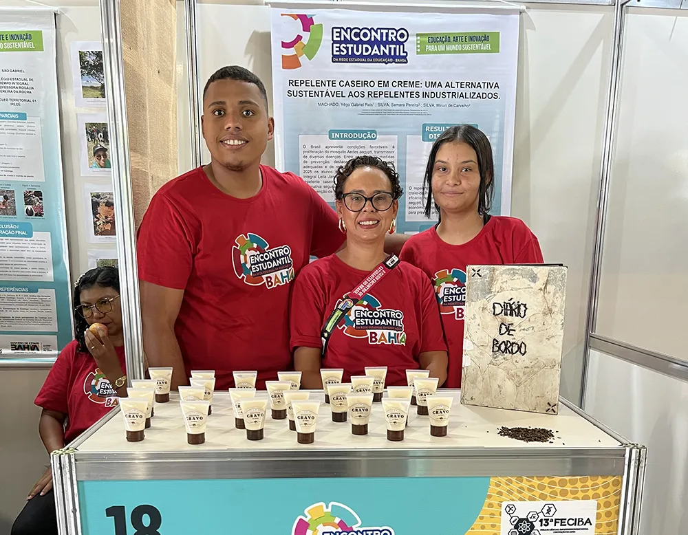 Estudantes criam repelente de cravo-da-índia para prevenir picadas do Aedes aegypti