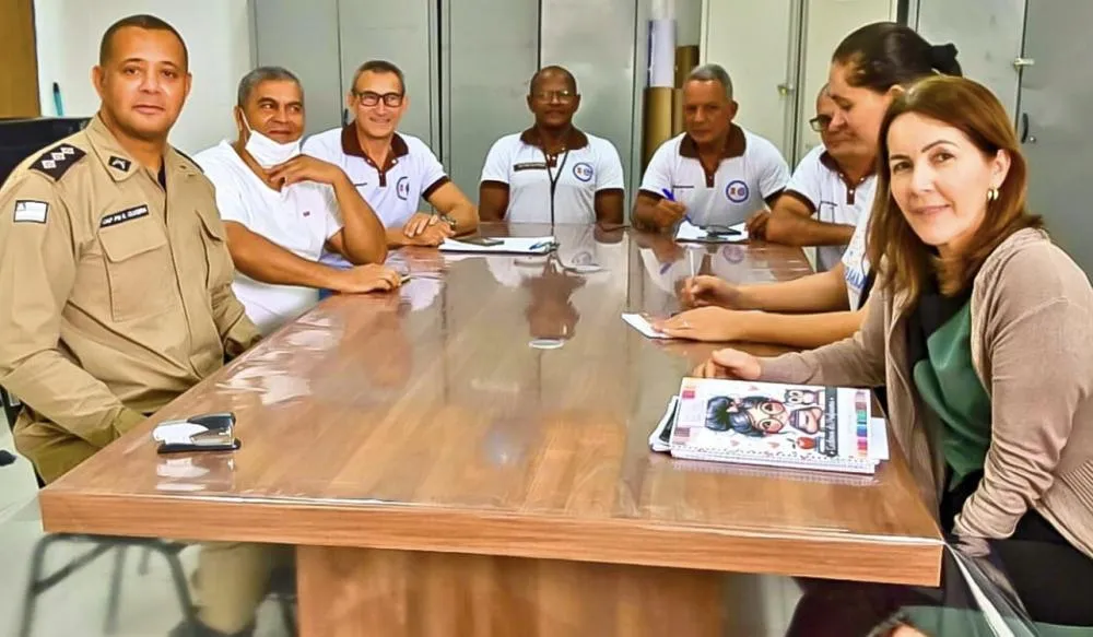 Escola Cívico-Militar de Brumado alinha estratégias para o segundo semestre com foco em esporte, cultura e cidadania