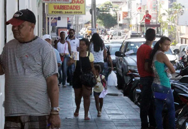 Taxa de desocupação cai de novo e 3° trimestre registra melhor resultado desde 2012