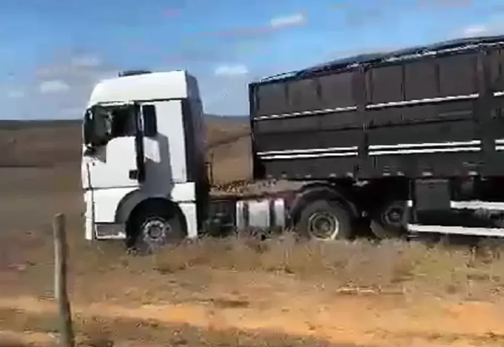 Produtores rurais de Aracatu pedem providências urgentes para manutenção de estradas vicinais