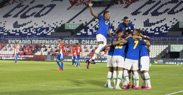 Eliminatórias da Copa: Brasil vence o Paraguai e segue isolado na liderança