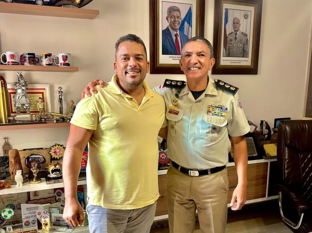 Brumado: Pré-candidato a vereador Ednei Clebson se reúne com Coronel Ivanildo da Silva