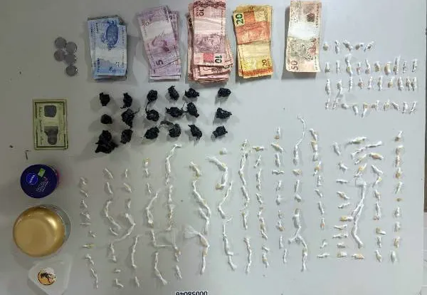 Suspeito é detido com quase 200 pedras de crack em Guanambi