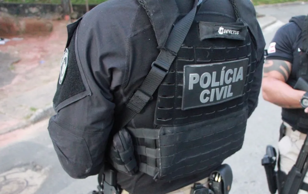 Investigado por descumprimento de medidas protetivas contra o pai é preso em Urandi