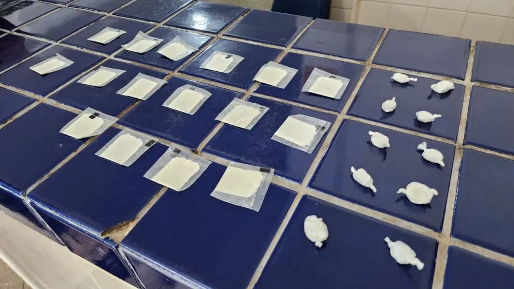 CIPRv/Brumado apreende drogas durante abordagem na BA-148 em Malhada de Pedras