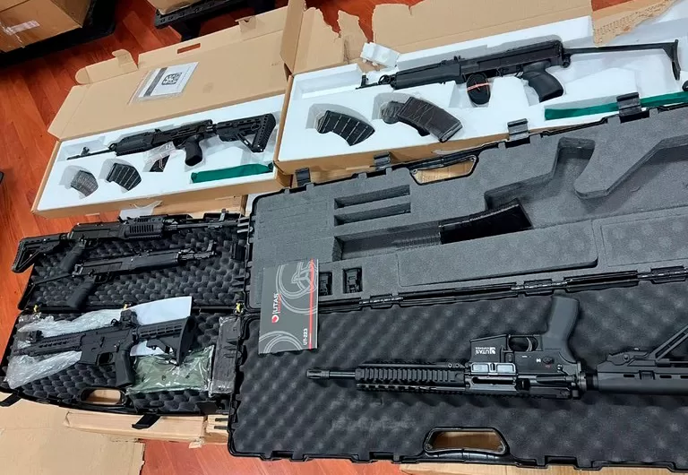 Brasil e Paraguai deflagram na data de hoje a Operação DAKOVO, de combate ao tráfico internacional de armas