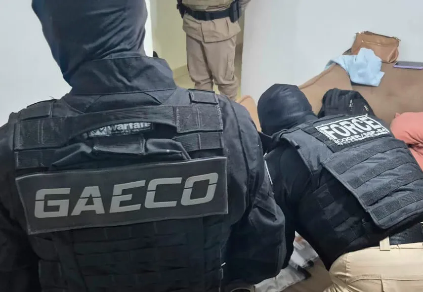 Quatro PMs são presos investigados por desaparecimento de jovens em Teixeira de Freitas