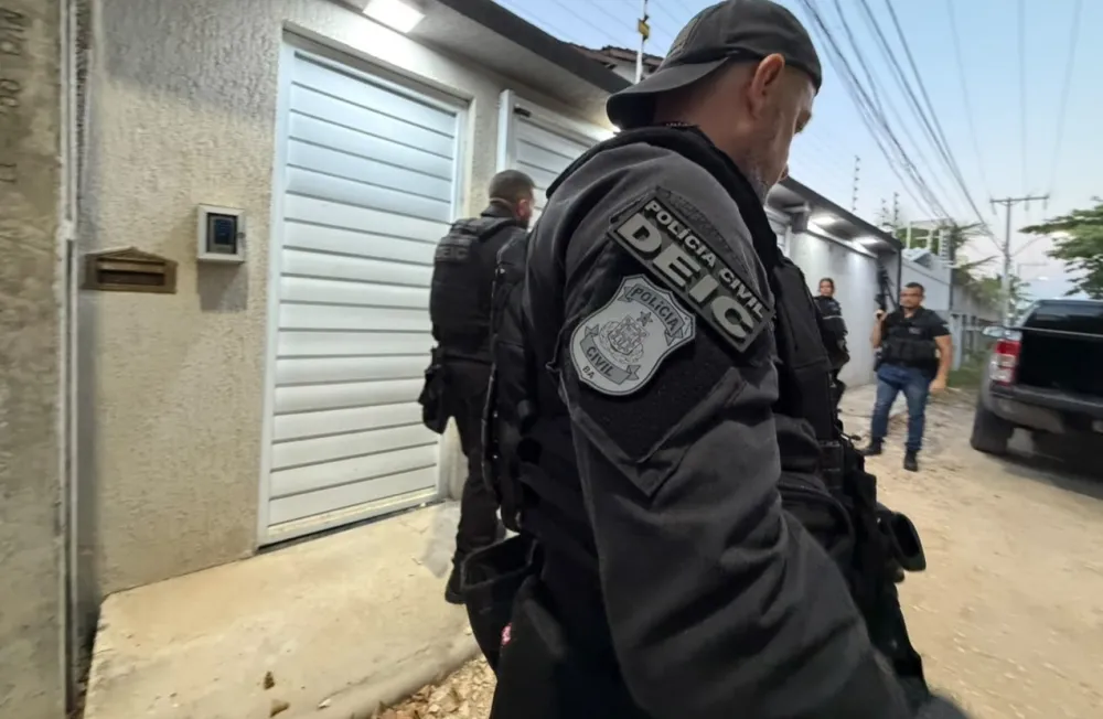 Megaoperação desarticula esquema interestadual de tráfico de armas e drogas