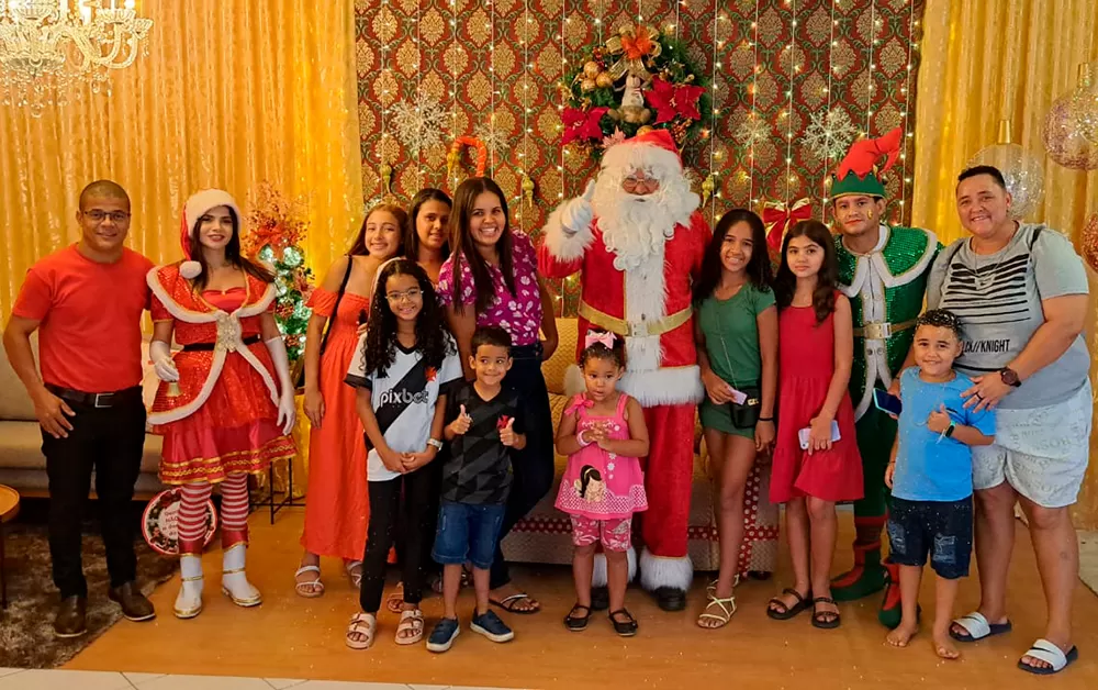 Celebre a magia do Natal na Casa do Papai Noel da CDL em Brumado