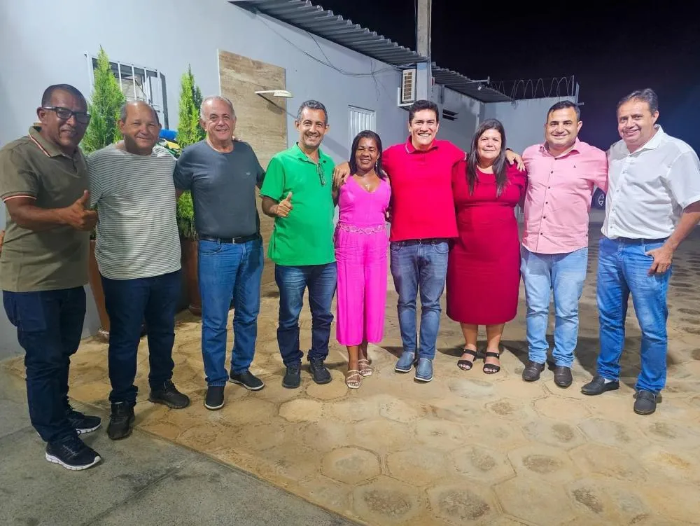 Brumado: Guilherme Bonfim se reúne com os 07 vereadores eleitos de sua base