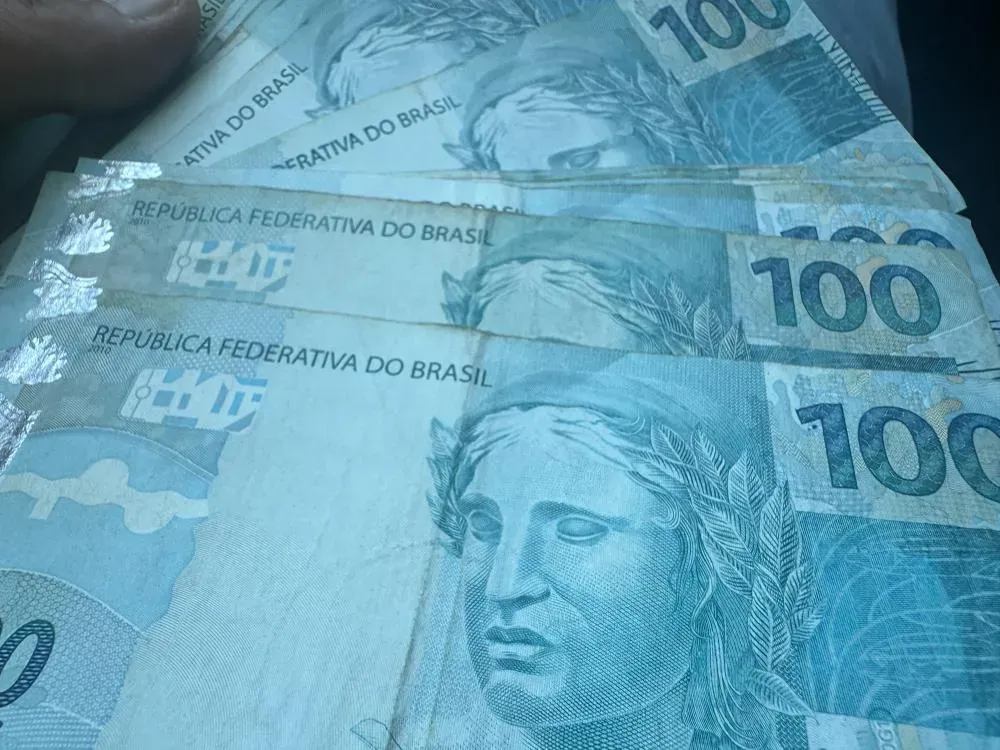 Cai o número de endividados no país, aponta entidade do comércio