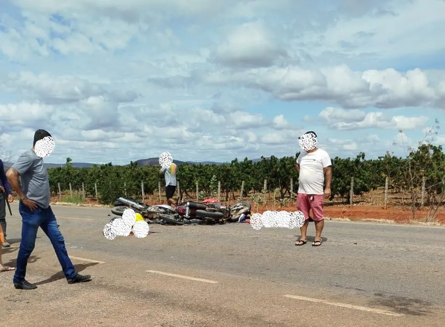 Grave acidente na BA-148 em Livramento de Nossa Senhora deixa dois mortos