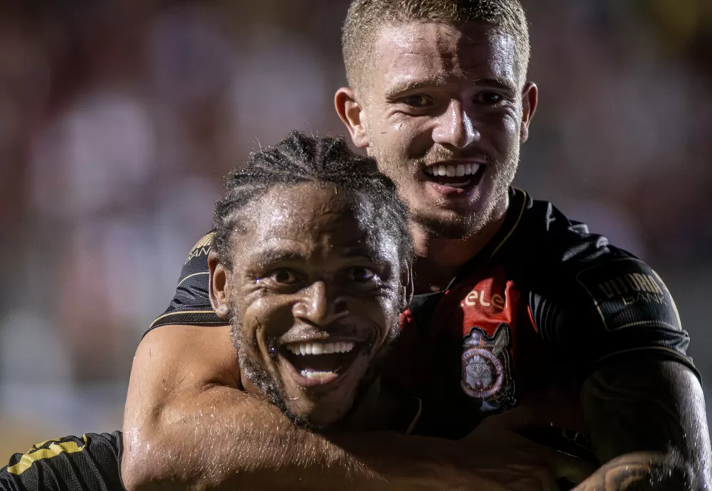 Vitória vence o Treze-PB por 3 a 0, mas é eliminado da Copa do Nordeste