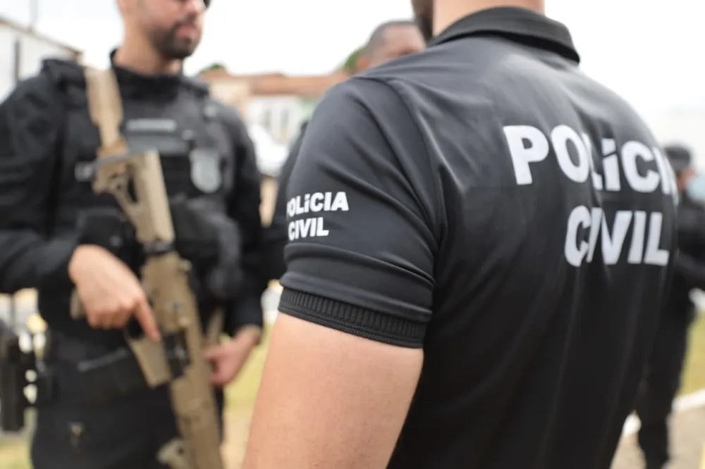 Homem é preso após ameaçar companheira com um canivete em Itapetinga